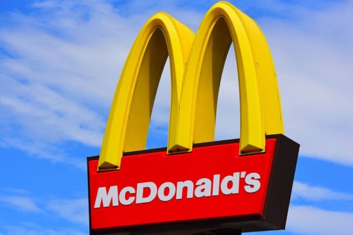 McDonald's lanza Happy Meals para adultos