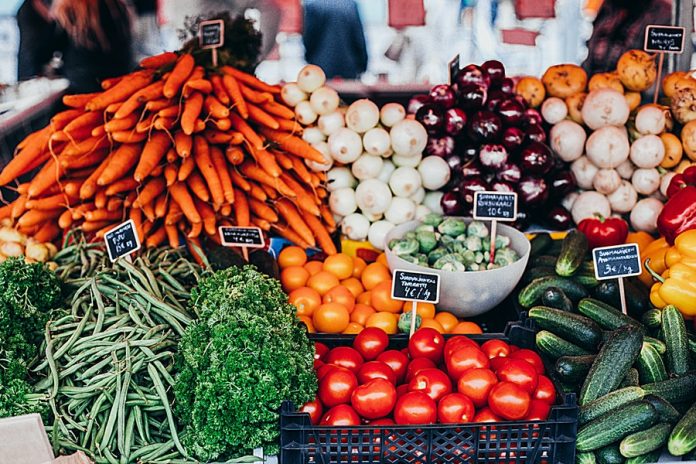 Cestas de frutas, hortalizas y vegetales con precios