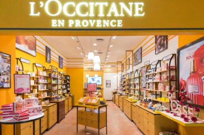 Interior de una tienda de L’Occitane inauguró