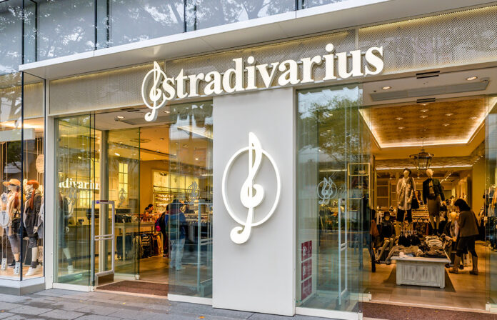 Fachada Stradivarius