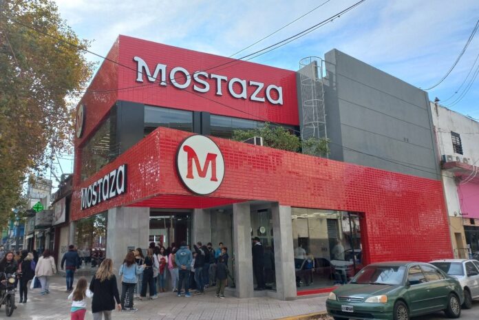 Mostaza estrena nuevo local