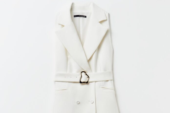 Vestido blazer, tendencia en 2023: estos son los modelos más elegantes, de Sfera a H&M
