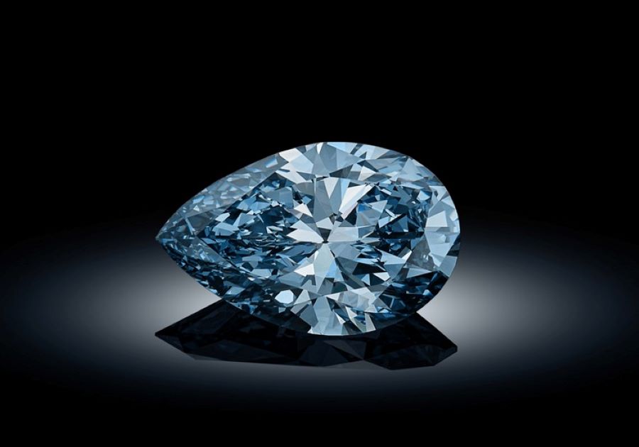 Artificial Diamonds: Scientific Innovation of High Brilliance