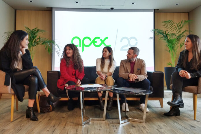 Evento firma APEX - Ministerio de la Mujer de Córdoba