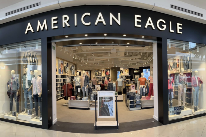 American Eagle celebra 10 años en México